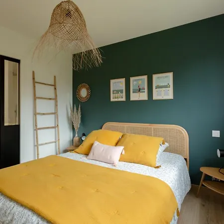 Gite La Grange 4 Etoiles, Cosy & Chic Pres Vitre, Rennes, Mont St Michel Holiday home *